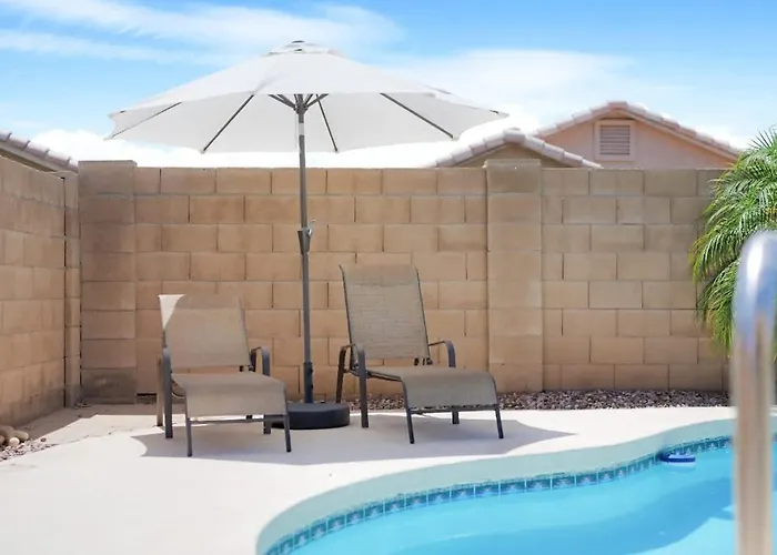 North Glendale Pool Retreat * Phoenix